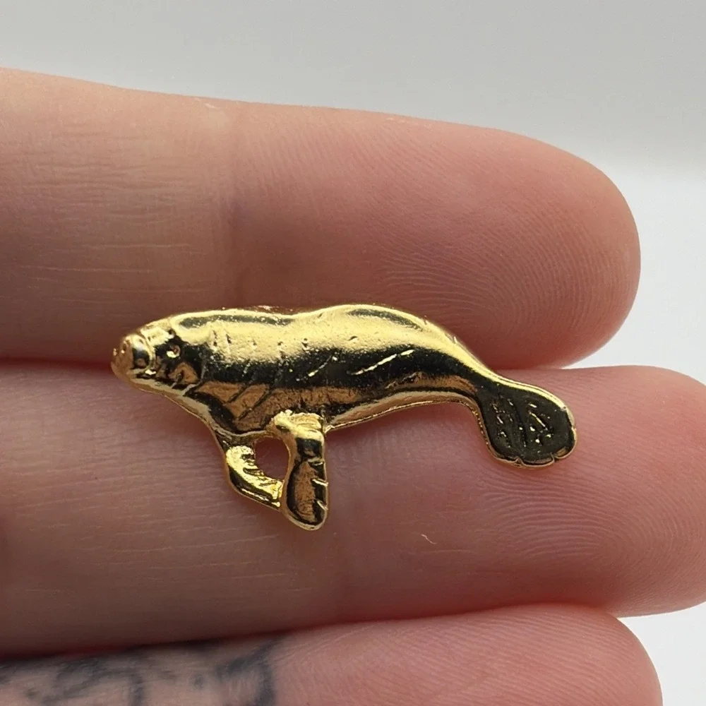 Manatee Gold Tone Animal Sea Creature Lapel Hat Pin
